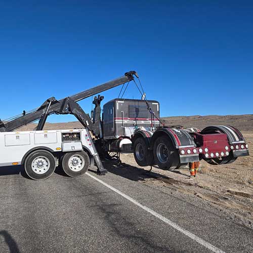 3-Semi-Truck-Towing-2