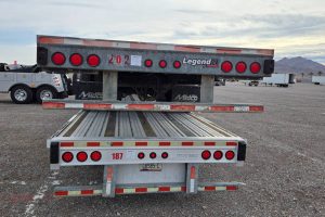 Flatbed vs Wheel-Lift Towing: The Differences