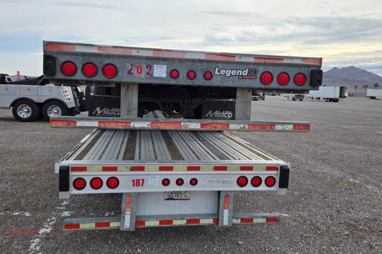 Flatbed vs Wheel-Lift Towing: The Differences
