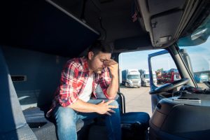 What to Do After a Semi-Truck Breakdown on the Highway